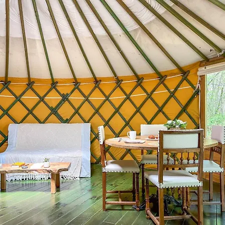 Yourte Cantal Holiday home *